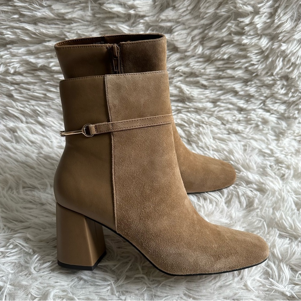 Bella Vita Leather Ankle Booties Tan Block Heel Size 9N NIB